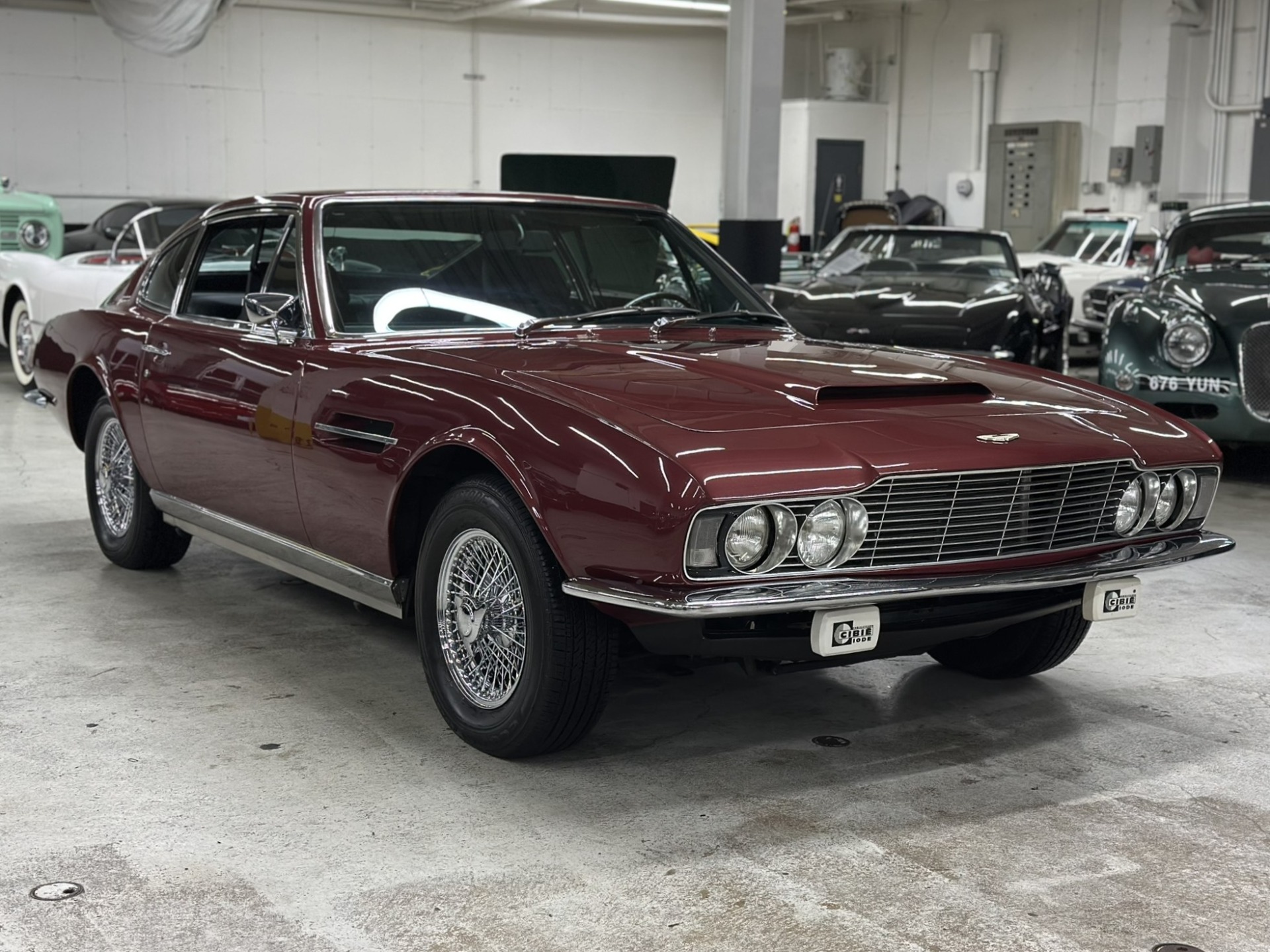 /1969 Aston-Martin DBs