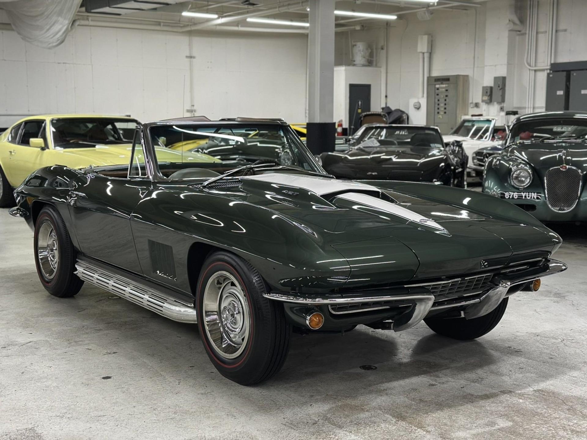 /1967 Chevrolet Corvette-Stingray 427 Convertible