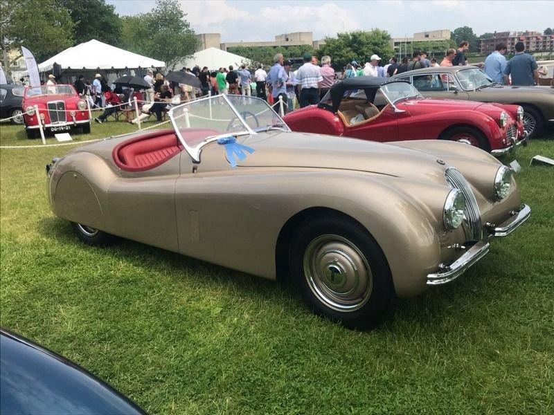 【希少】木製　スポーツカー アンティーク　約50cm Used 1952 Jaguar XK-120 Roadster FiRSt Owned By Clark Gable