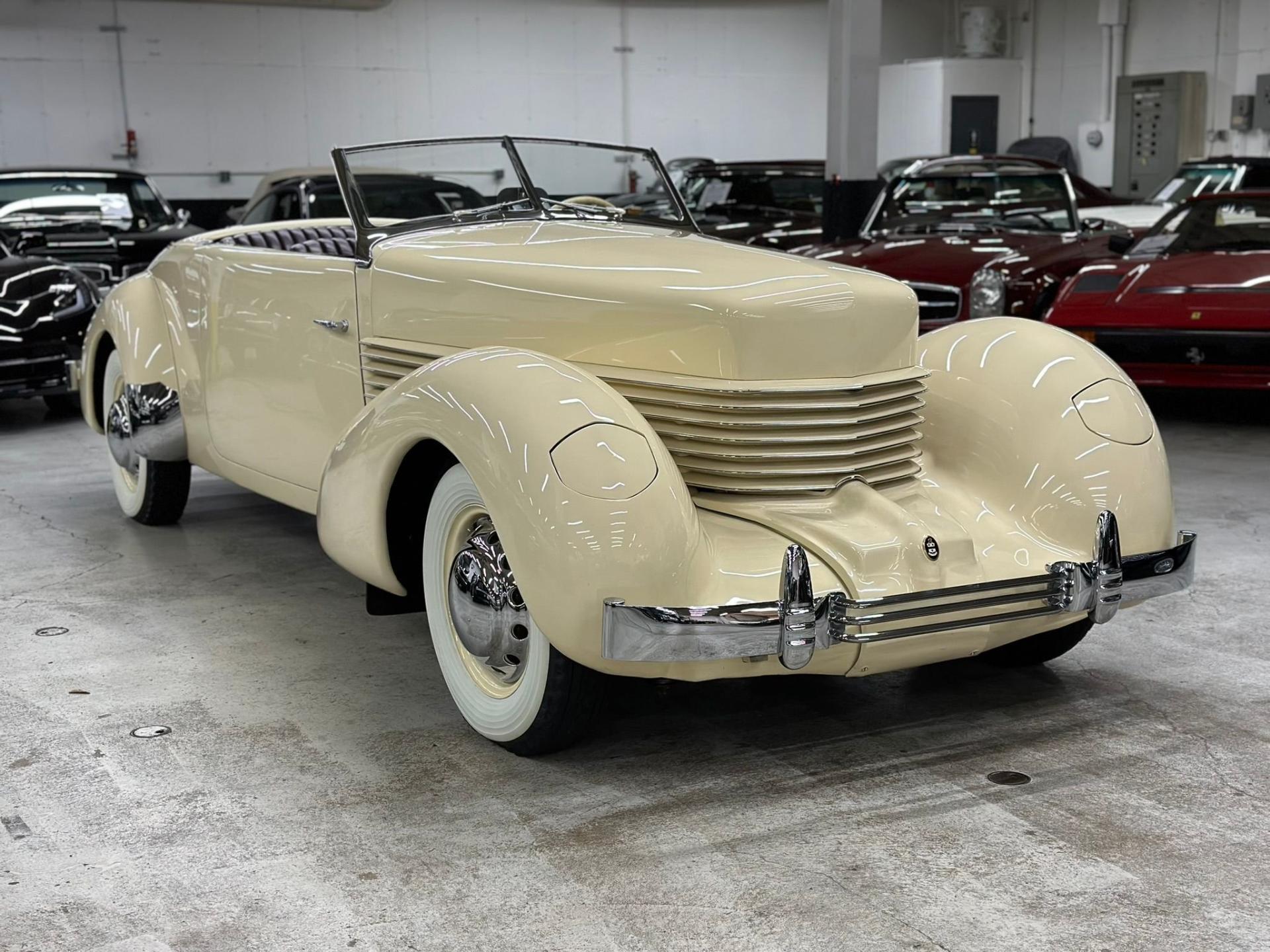 フランクリンミント　1937 Cord 812 Phaeton Roadster 1937 Cord 812 Phaeton Coupe Convertible Yellow Franklin Mint