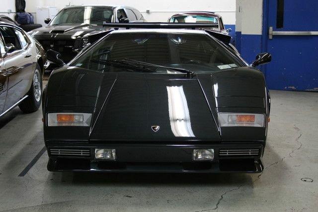 KYOSHO 1/18 LAMBORGHINI Countach Lp5000 Quattrovalvole Noir Ks08320Bk